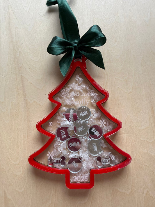 Shaker bauble