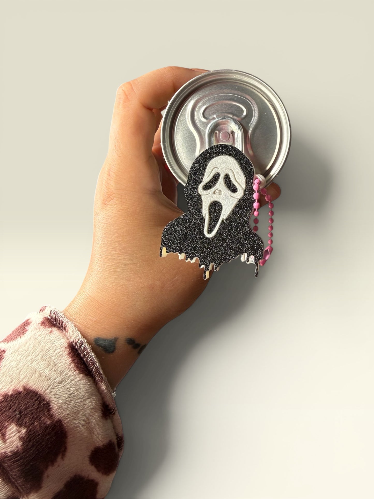Ghost can opener